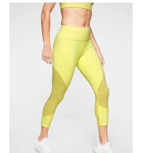 Athleta Mesh Contender 7/8 Leggings. Size L